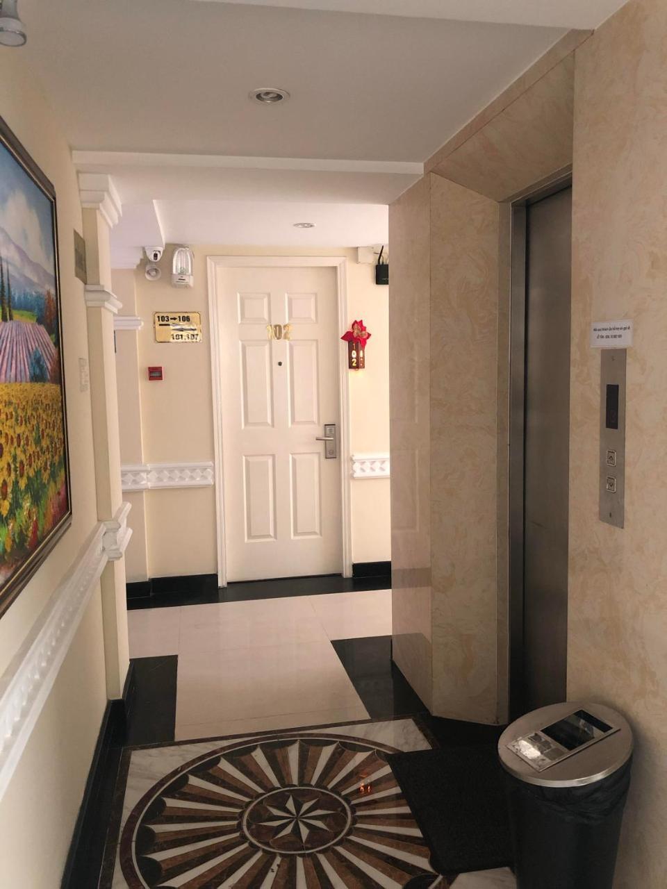 Royal Hotel Ho Chi Minh City Exterior photo